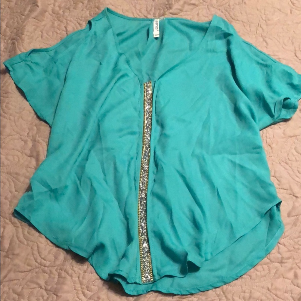 Green blouse!